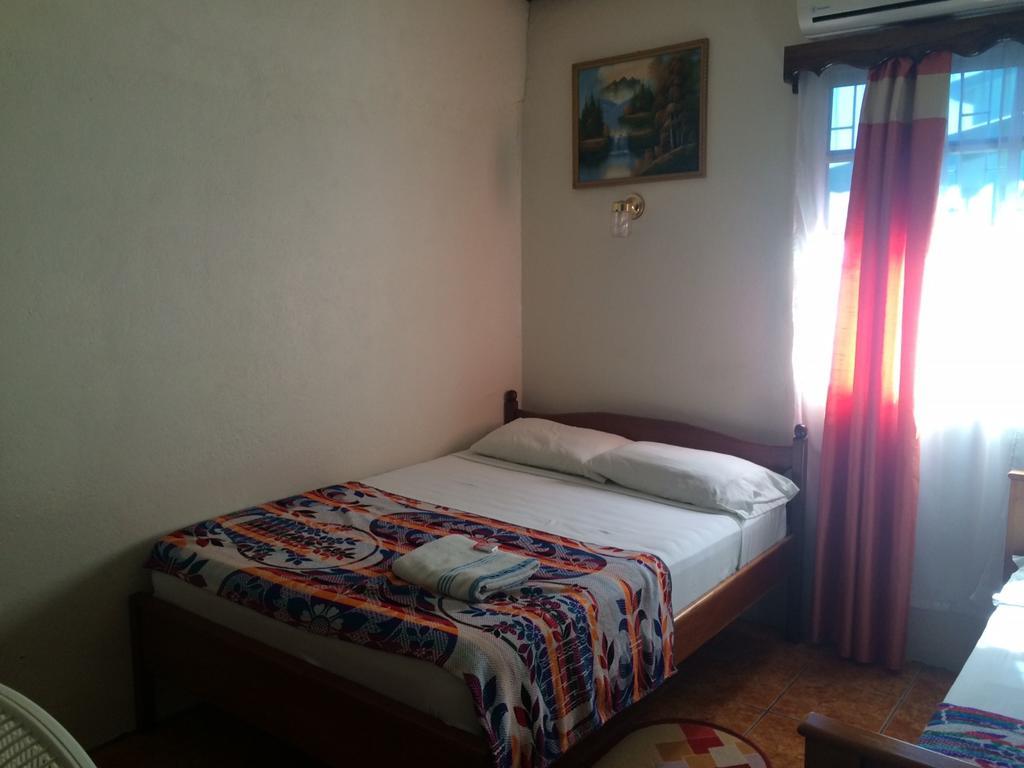 Don Santiago Guesthouse Downtown San Ignacio Oda fotoğraf